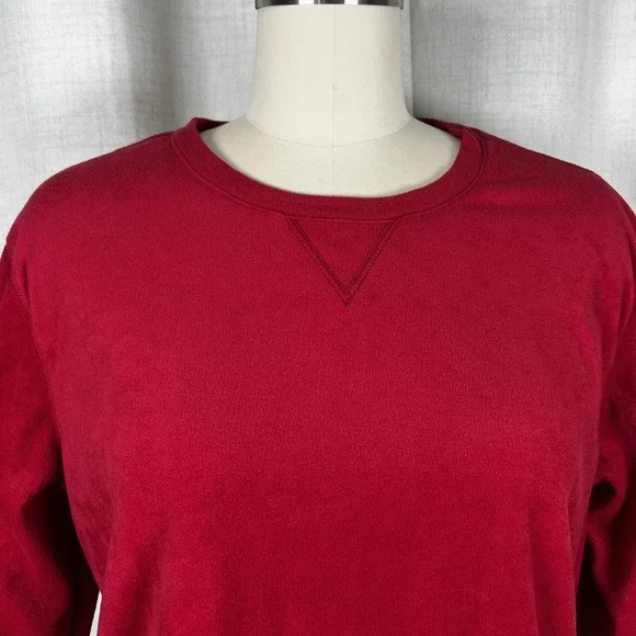 Oscar de La Renta Womans Size Large Red Sweatshirt Velvet Pullover Crew Neck - Picture 2 of 8